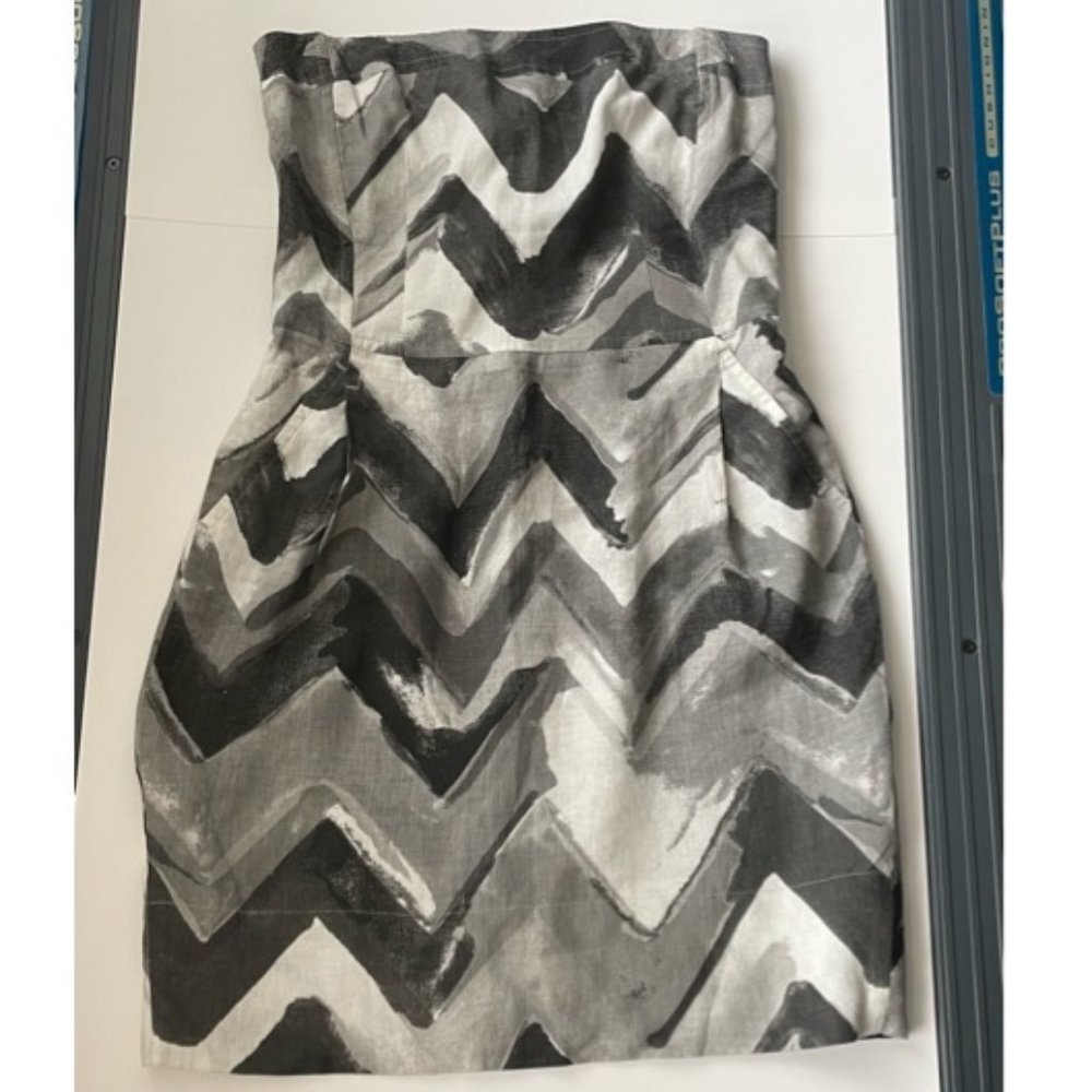 Banana Republic Chevron Pattern Strapless Dress